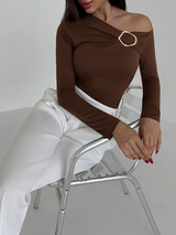 Aloruh Women's Autumn/Winter Metallic Decor Oblique Shoulder Fitted T-Shirt Coffee