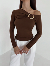 Aloruh Women's Autumn/Winter Metallic Decor Oblique Shoulder Fitted T-Shirt Coffee