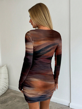 Aloruh Women's Solid Color Round Neck Long Sleeve Pleated Brown