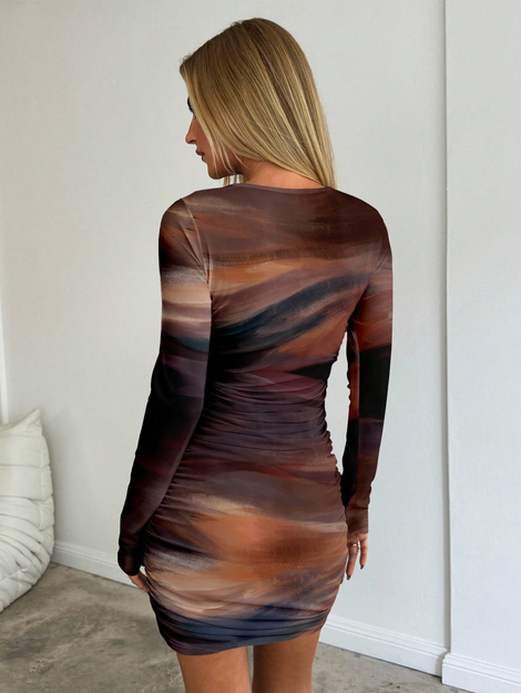 Aloruh Women's Solid Color Round Neck Long Sleeve Pleated Brown