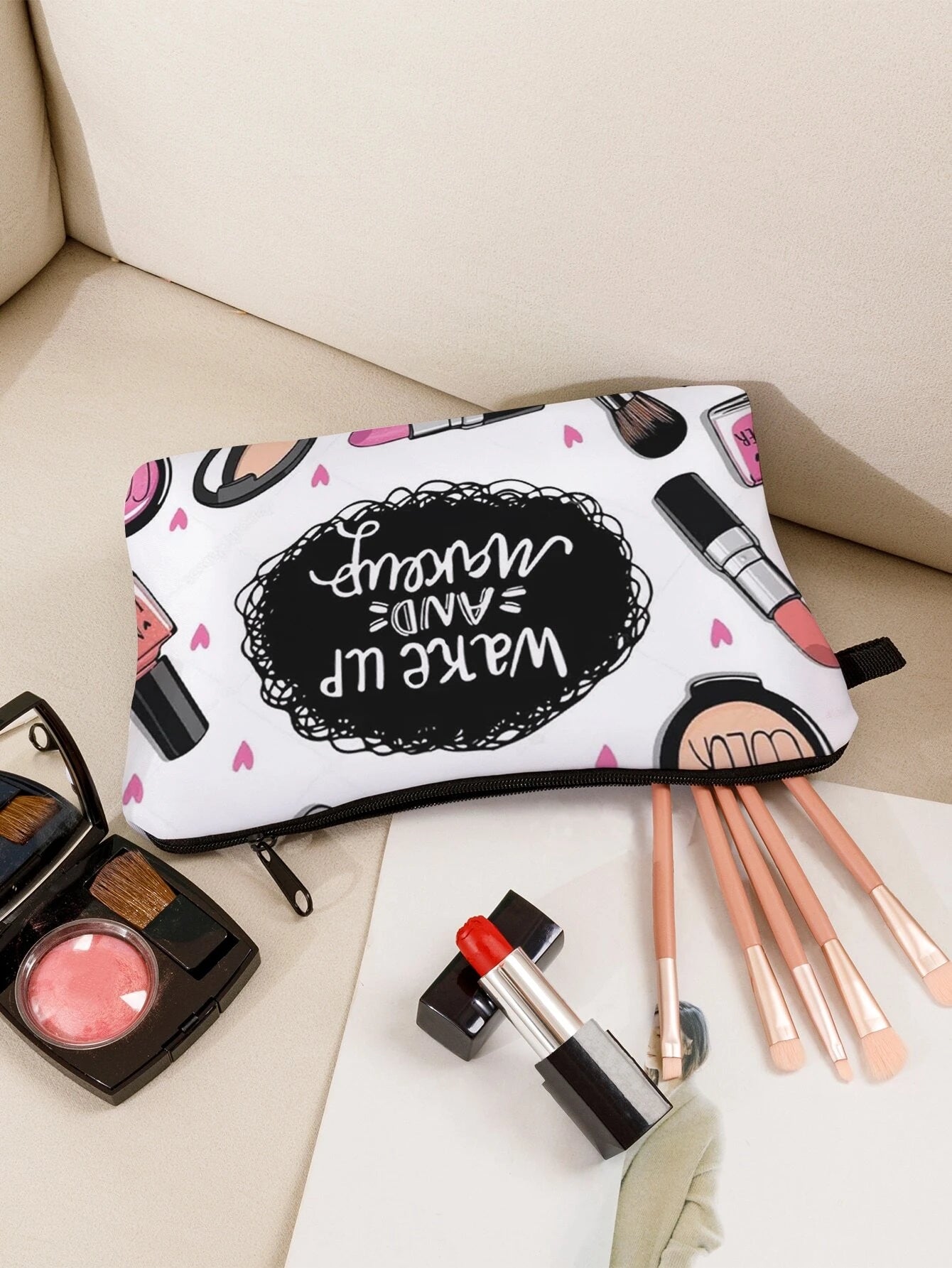 Cosmetic &amp; Letter Graphic Zipper Makeup Bag