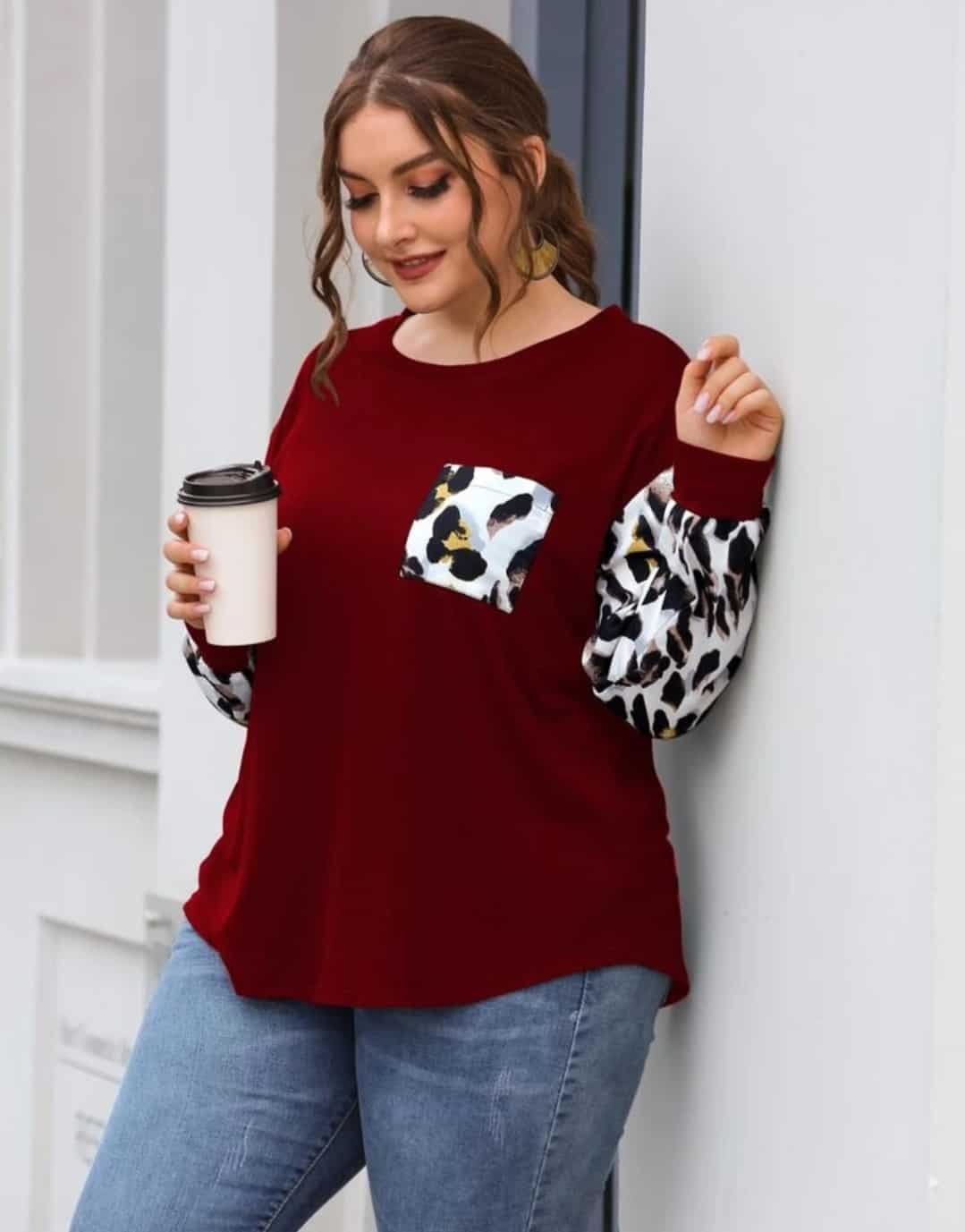 Plus Graphic Print Colorblock Curved Hem Tee