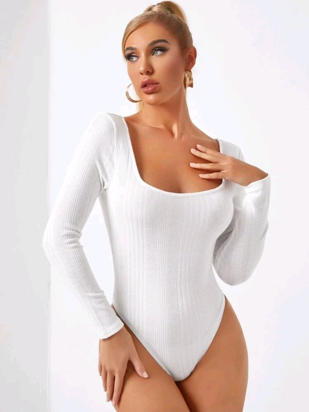 SHEIN Solid Form Fitted Bodysuit