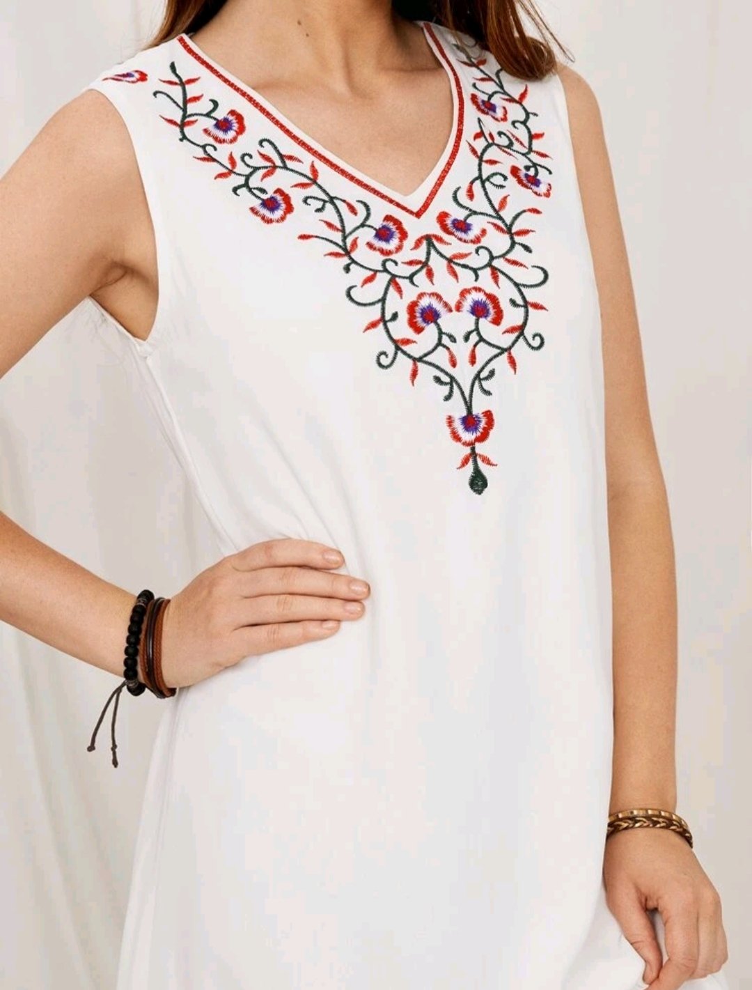 Floral Embroidered Tunic Dress