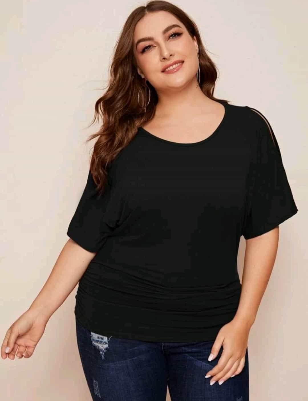 Plus Solid Slit Sleeve Tee