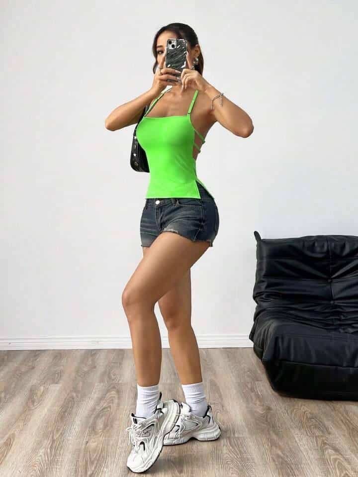 SHEIN EZwear Women Fluorescent Color Halterneck Backless Simple Top