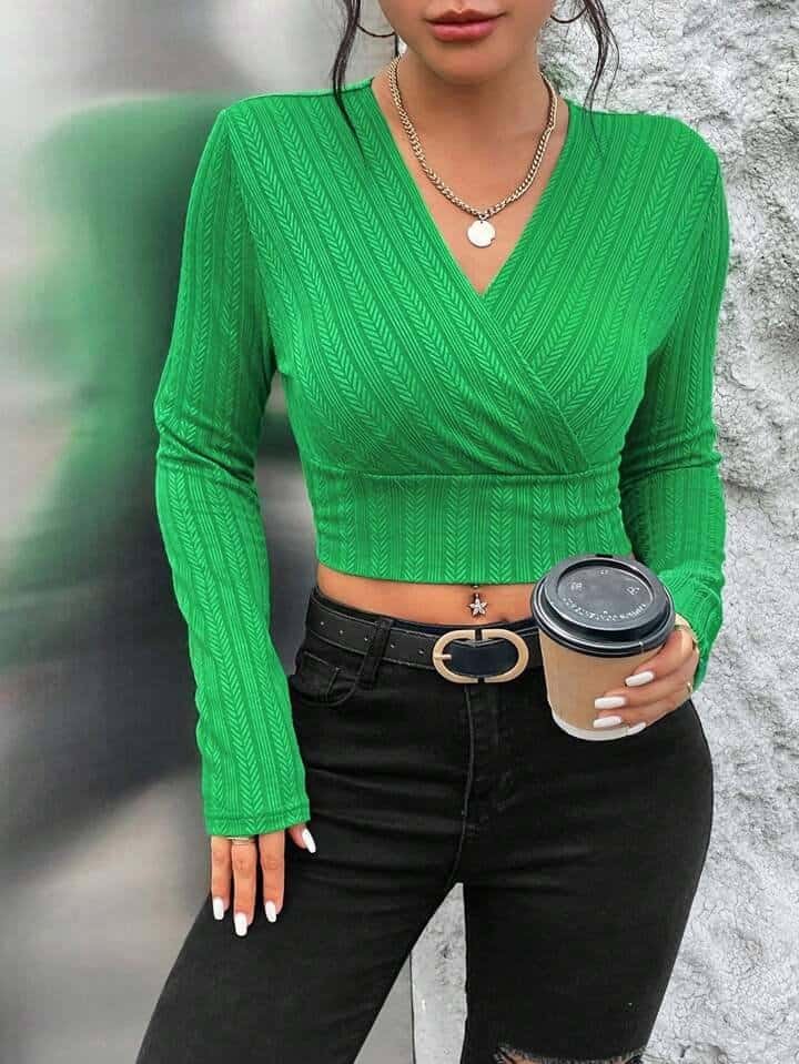 SHEIN Essnce Surplice Neck Crop Tee