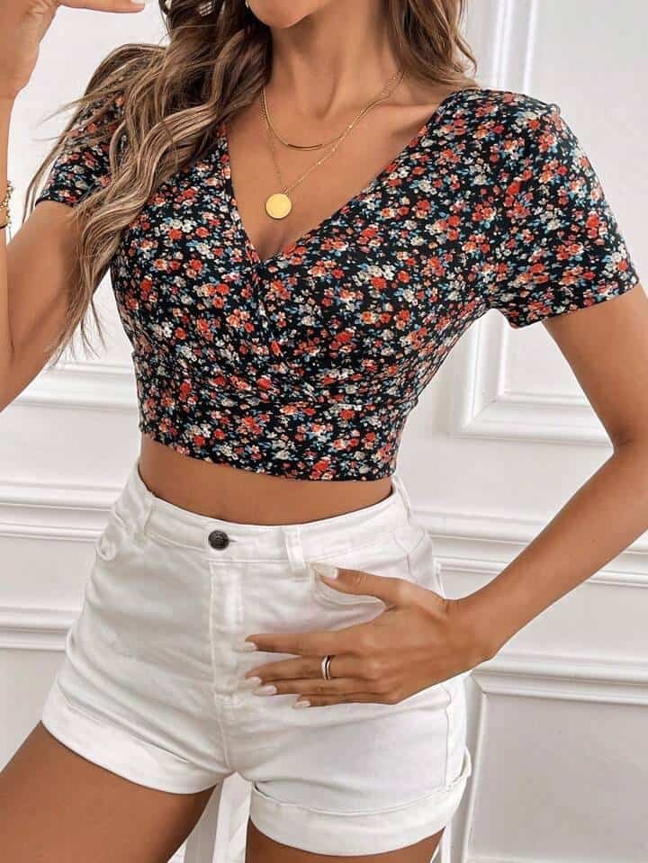 SHEIN Frenchy Women's Short Sleeve Cropped T-Shirt With Floral Print