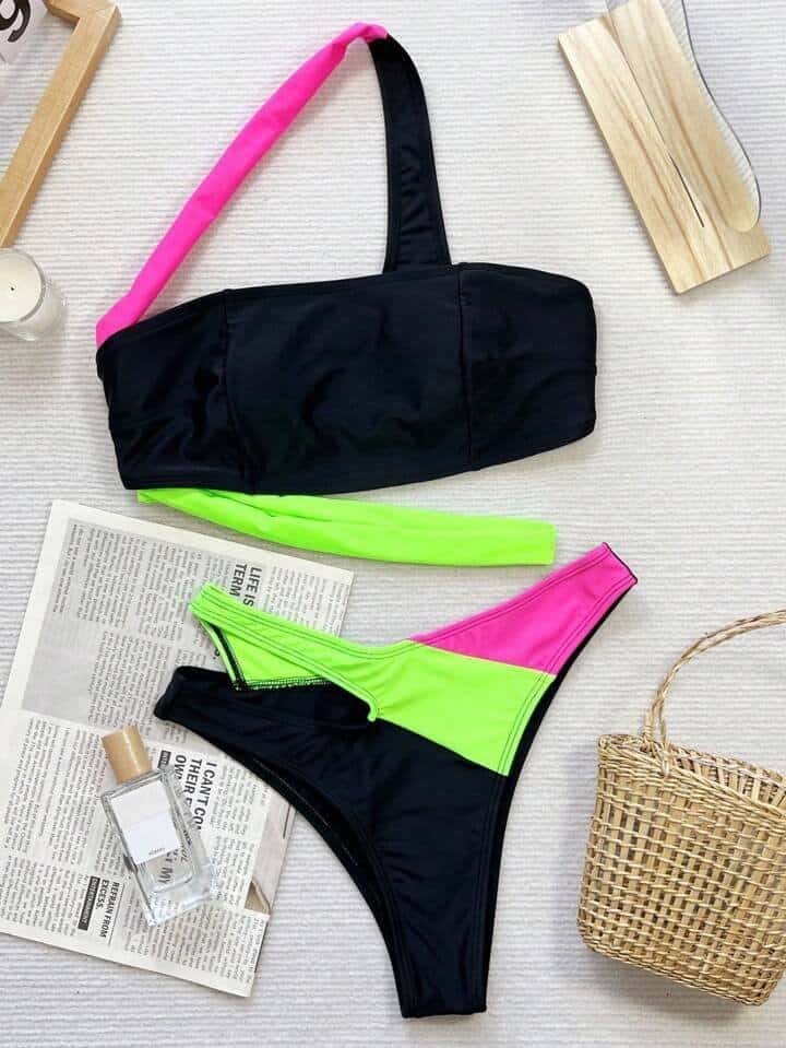 SHEIN Swim Colorblock Asymmetrical Neckline Wire-Free Summertime Beach Bikini Set