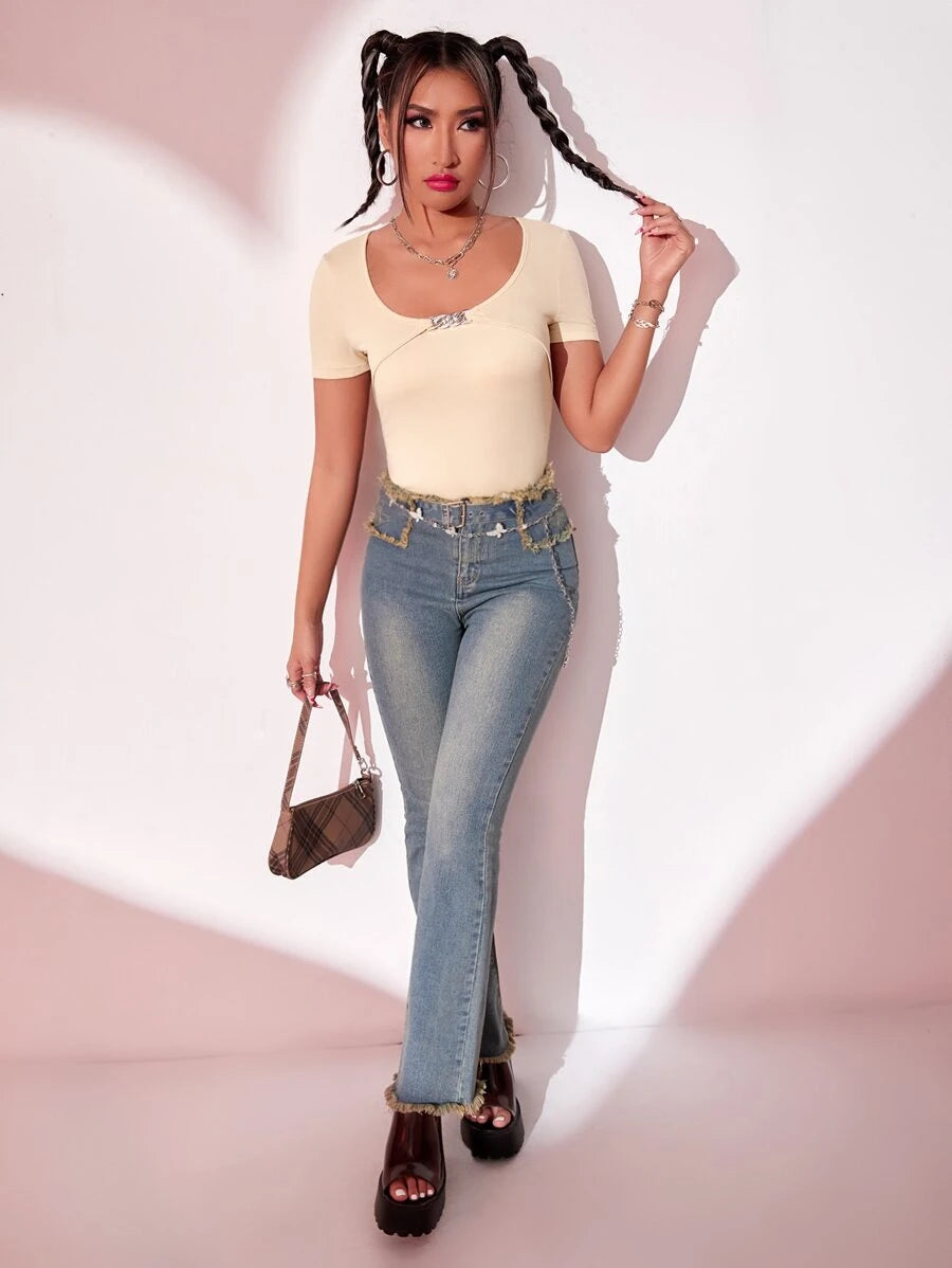 Scoop Neck Chain Detail Tee