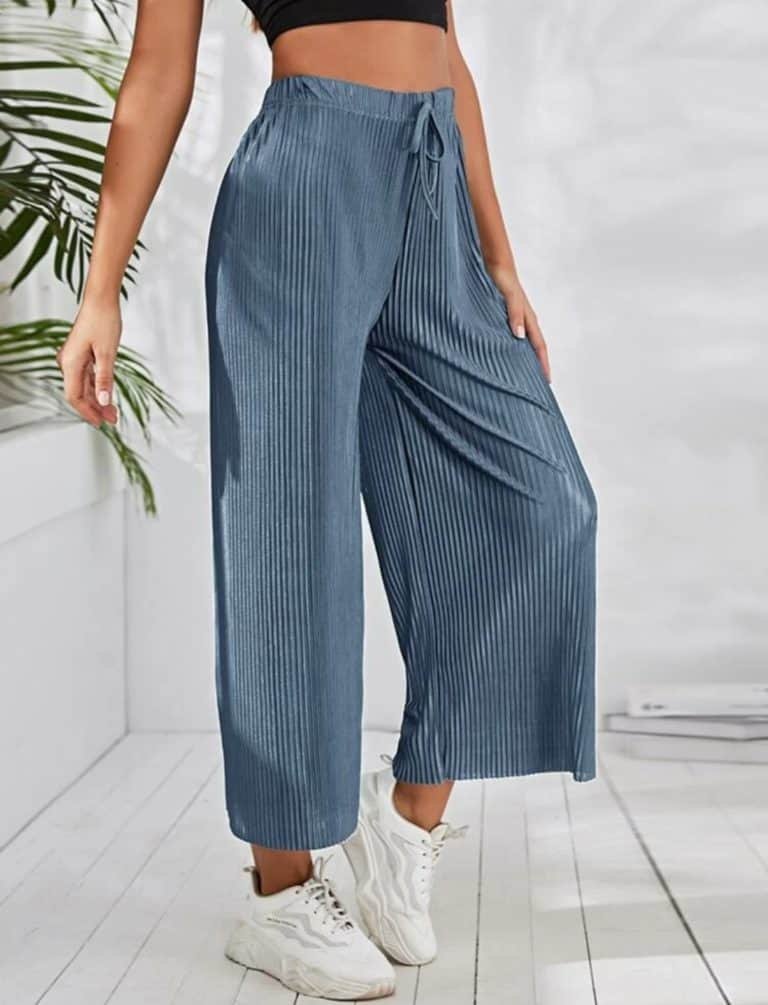 Knot Front Pleated Cropped Pants