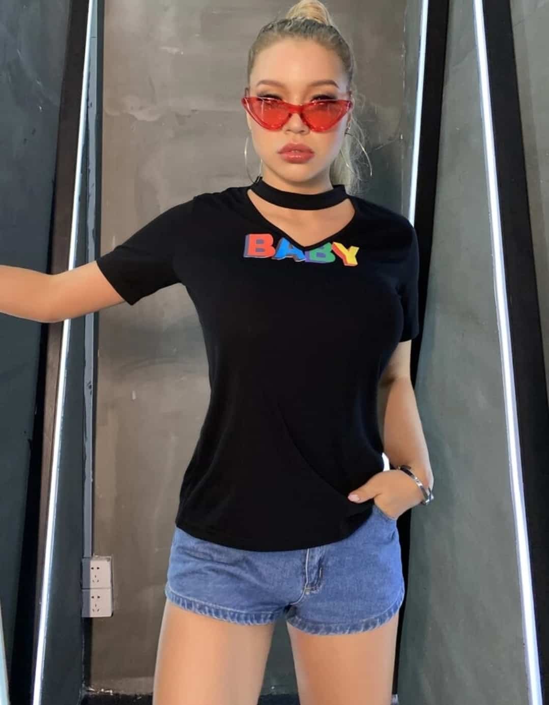 Letter Graphic Choker Neck Tee - Image 5