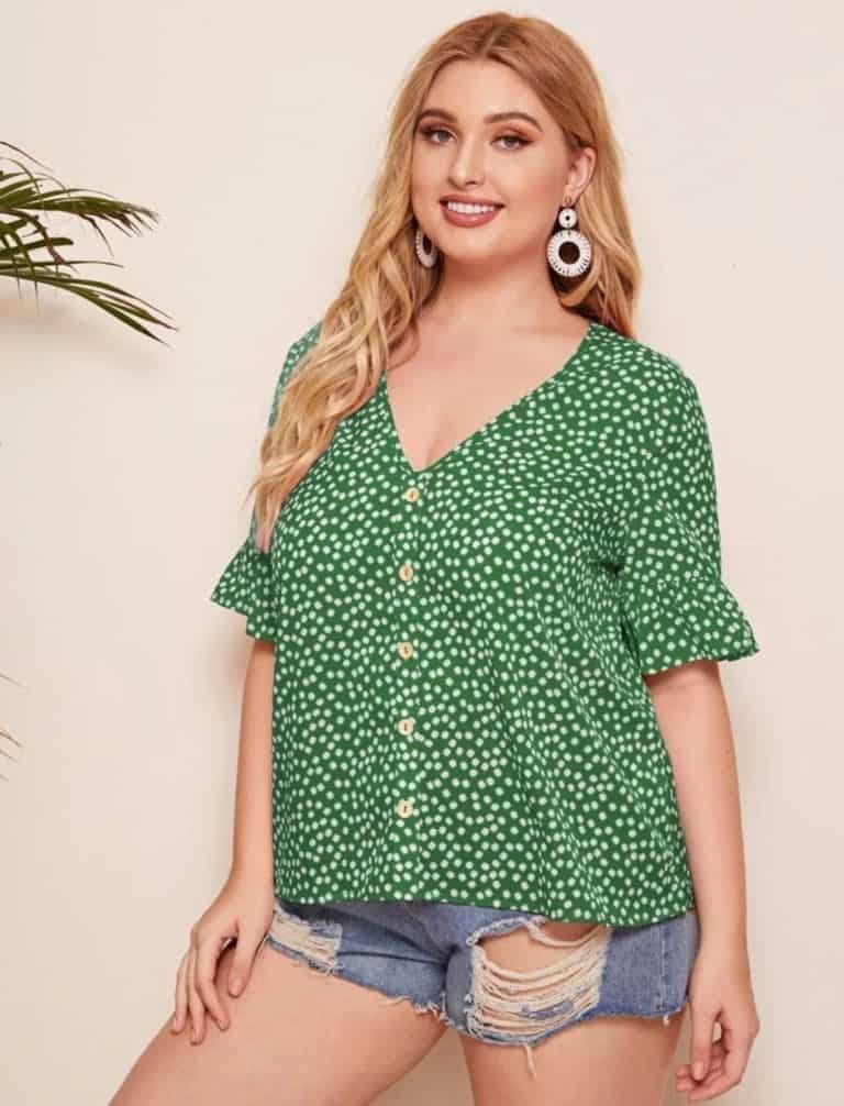 Plus Flounce Sleeve Buttoned Front Ditsy Floral Top