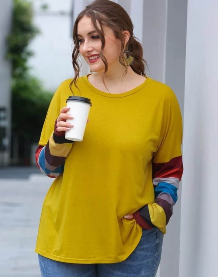 Plus Color-block Sleeve Oversized Tee