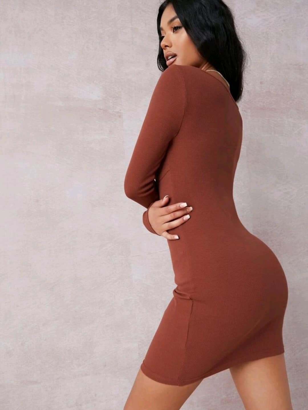 SHEIN Scoop Neck Solid Bodycon Dress - Image 5