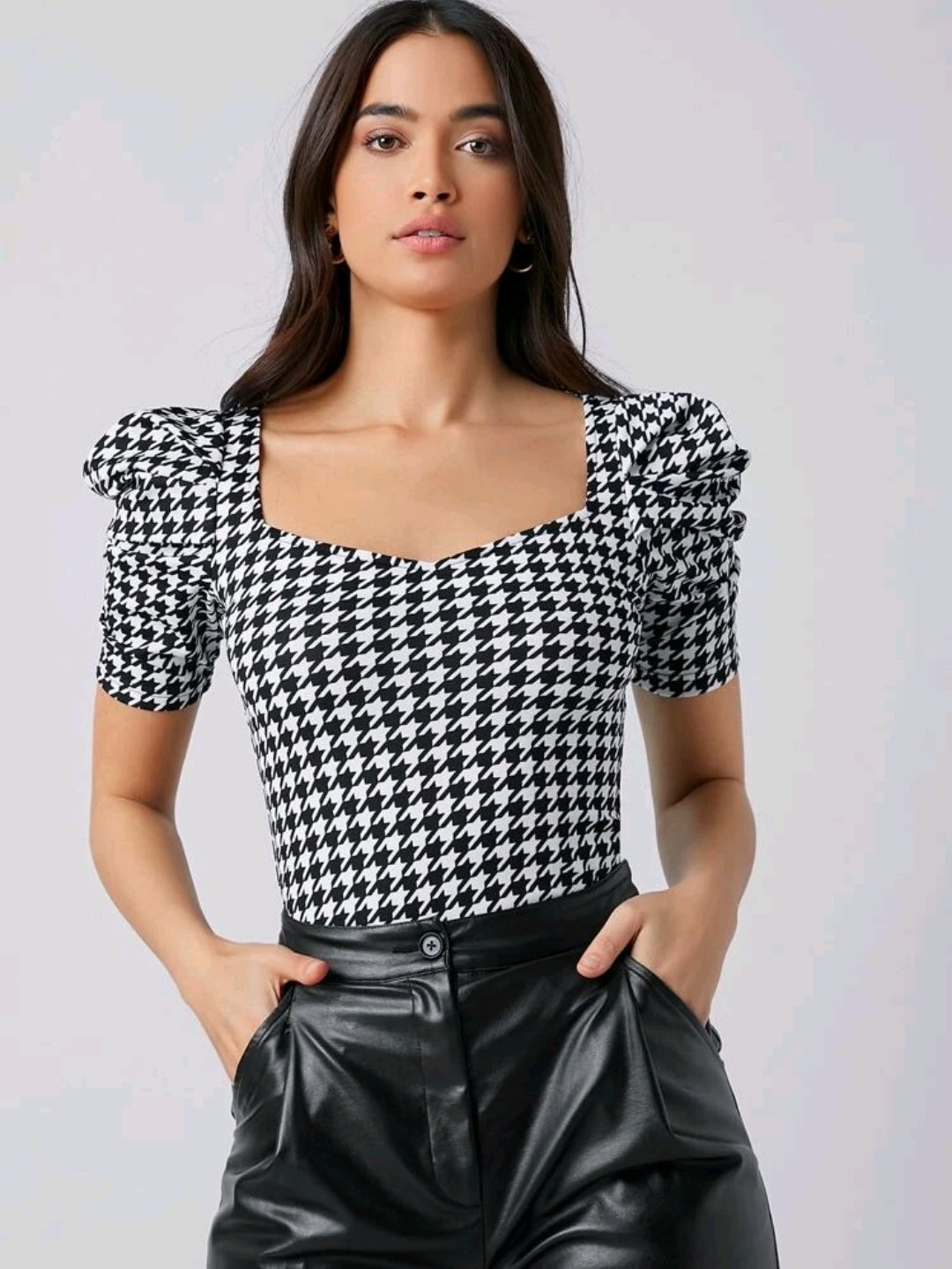 SHEIN Puff Sleeve Houndstooth Print Form Fitted Tee
