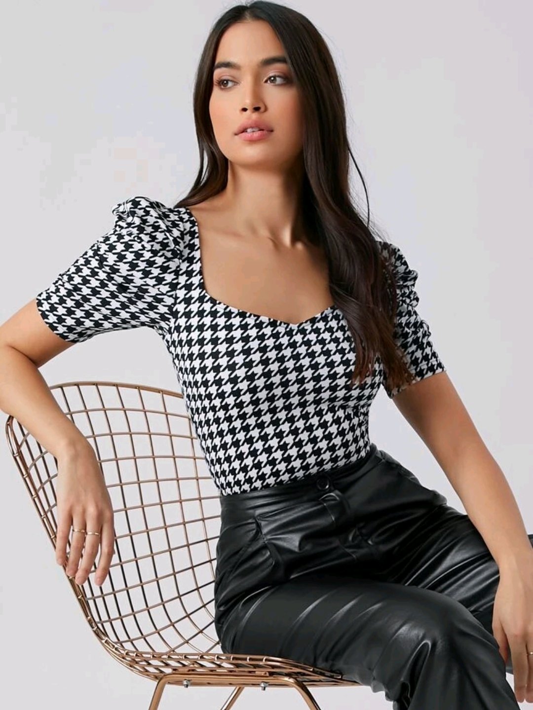 SHEIN Puff Sleeve Houndstooth Print Form Fitted Tee - Image 5