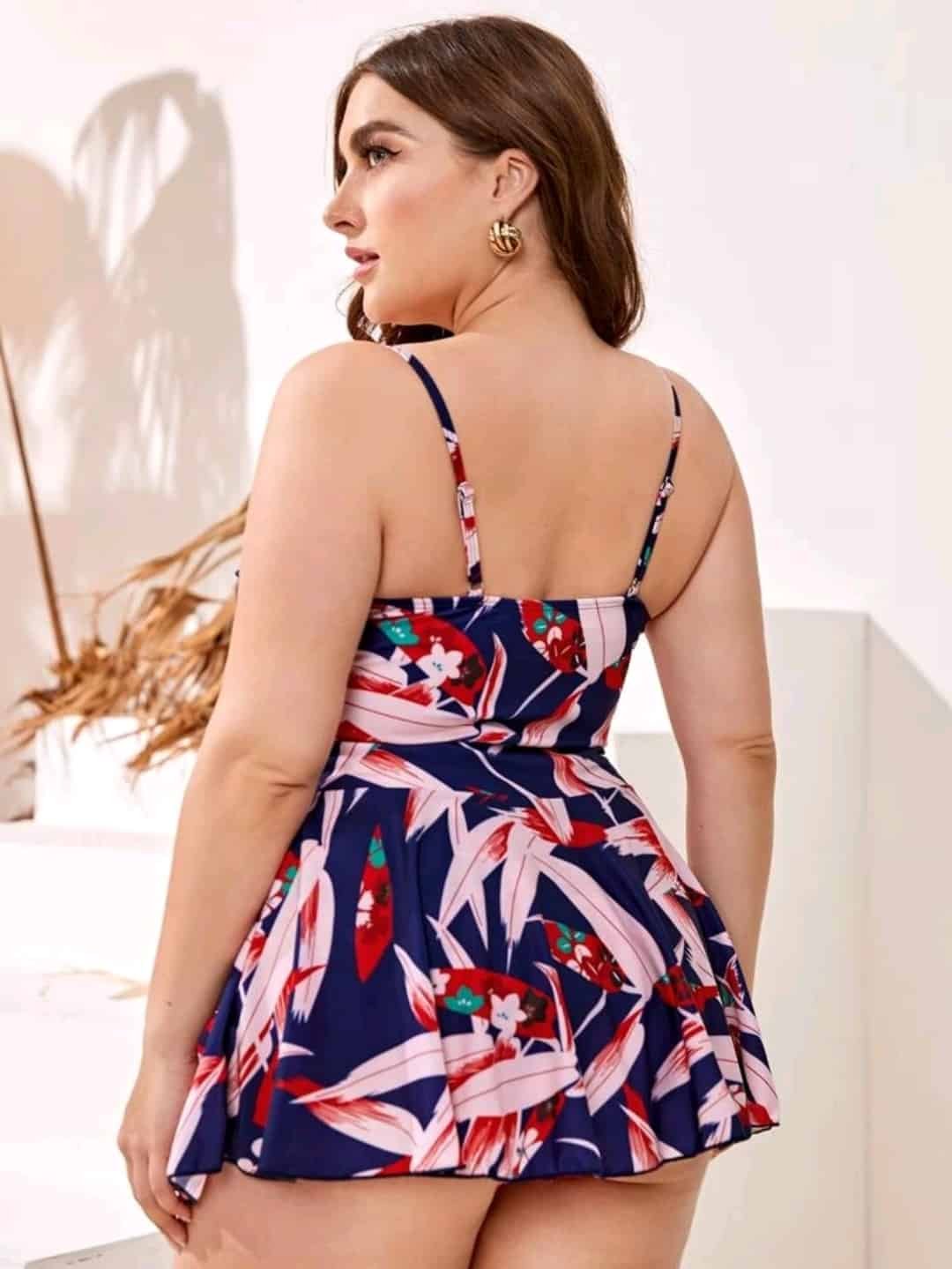 Plus Floral & Leaf Print Ruffle Hem Bikini Swimsuit - Image 3