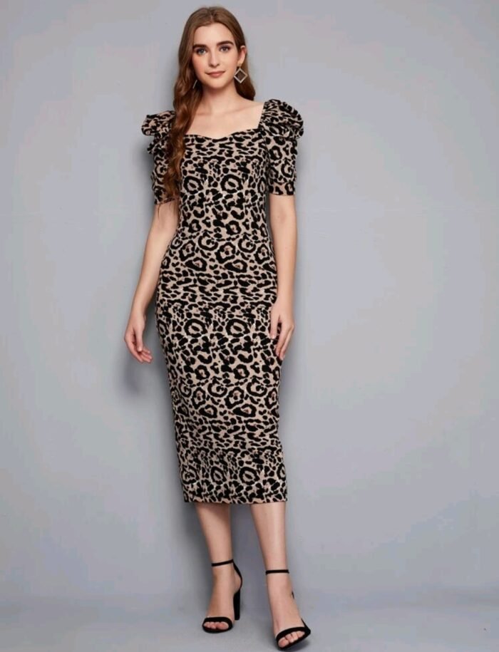 SHEIN Leopard Print Puff Sleeve Slit Hem Dress