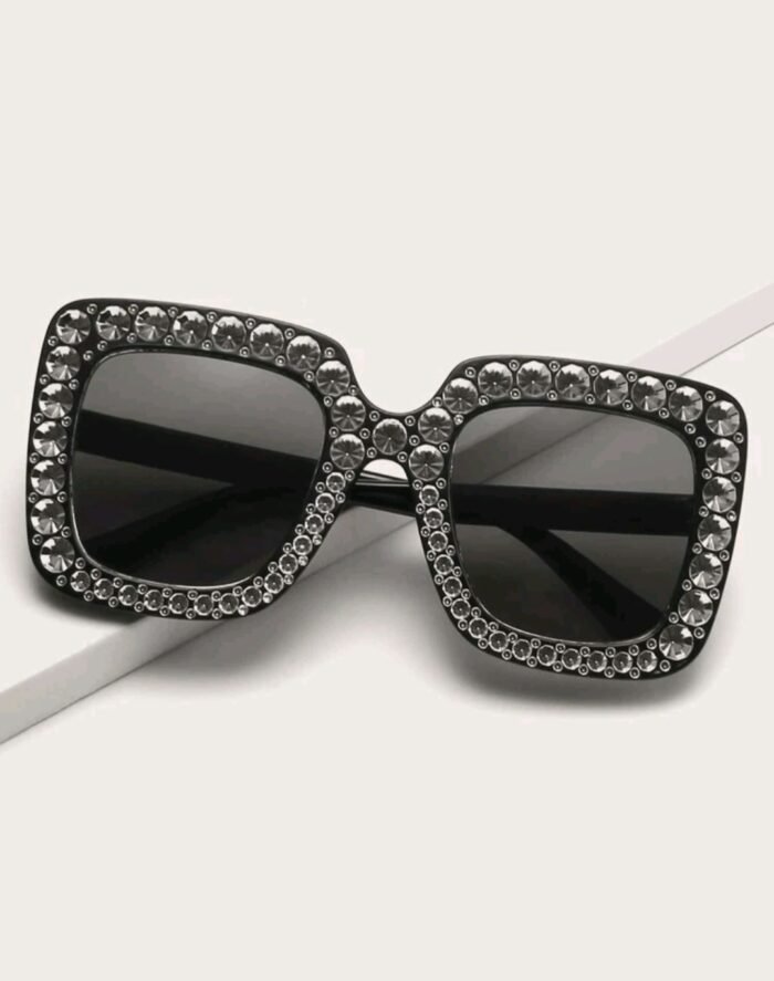 Oversized Frame Sunglasses