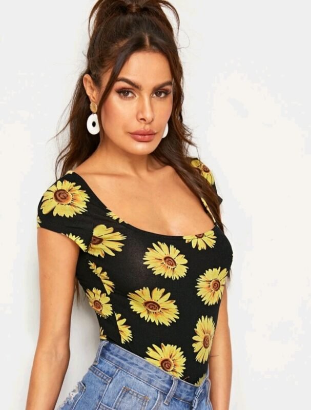 Shein Form Fitting Sunflower Print Top ⋆ Womens Store 