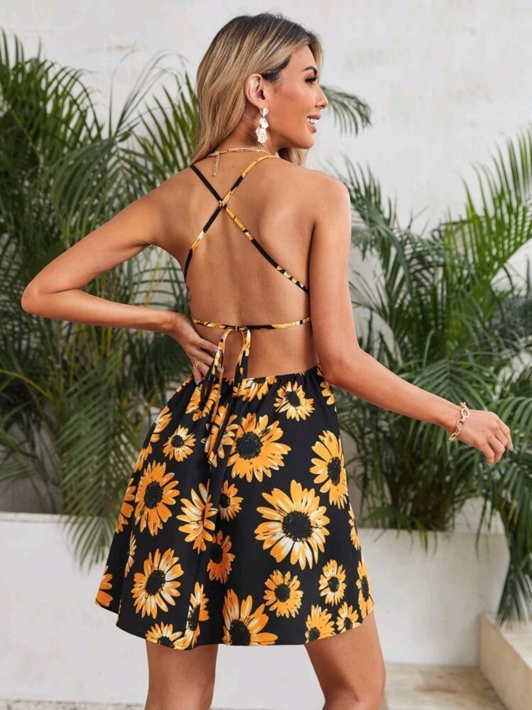 SHEIN Crisscross Tied Backless Sunflower Print Cami Dress - Image 5