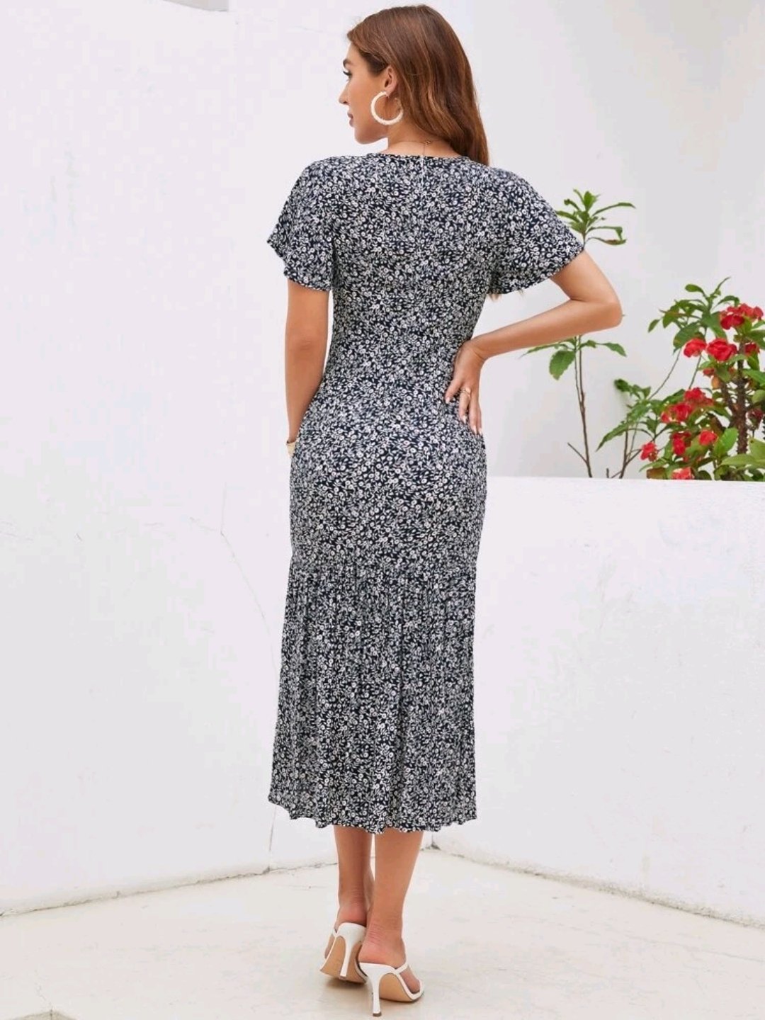 Flutter Sleeve Ruffle Hem Ditsy Floral Dress - Image 5