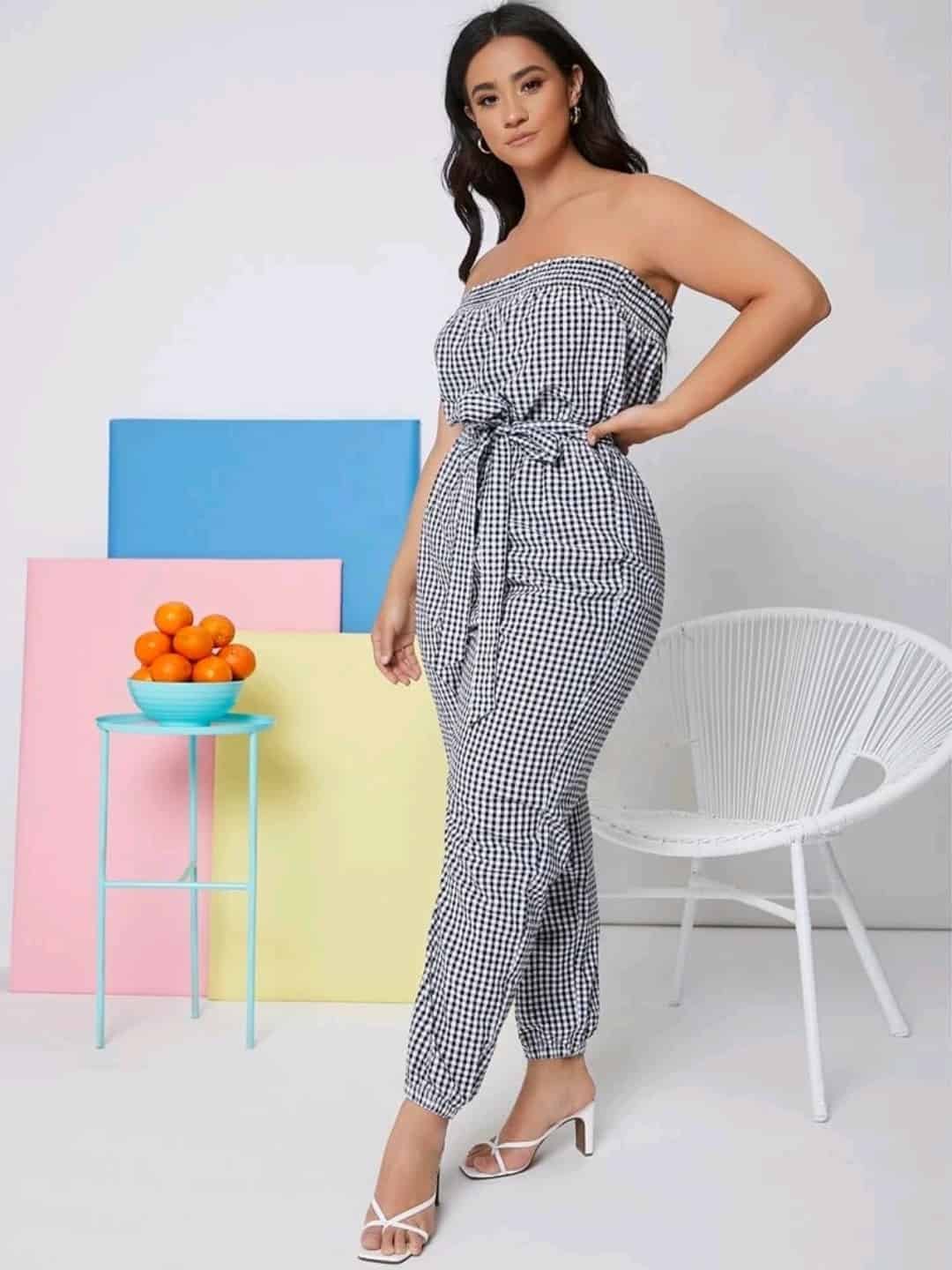 SHEIN Plus Shirred Detail Gingham Belted Tube Jumpsuit - Image 5