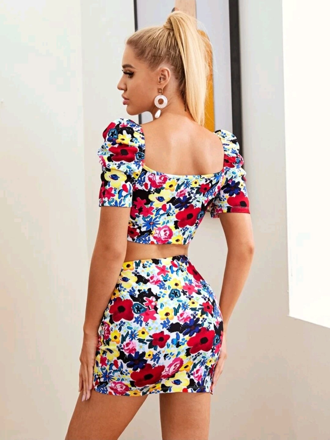 SHEIN Floral Print Sweetheart Neck Puff Sleeve Top and Skirt Set - Image 5