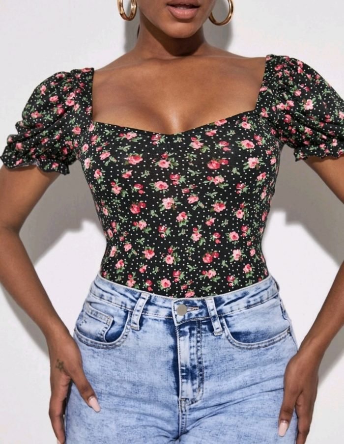 SHEIN SXY Sweetheart Neck Ruffle Cuff Puff Sleeve Top
