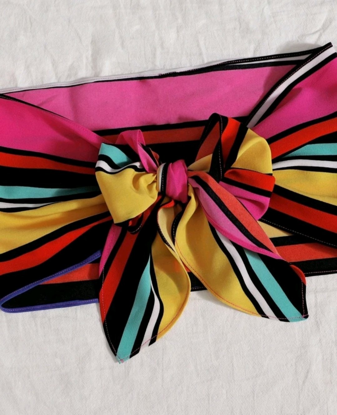 SHEIN Striped Colorblock Tie Front Crop Tube Top & Shorts Set - Image 3