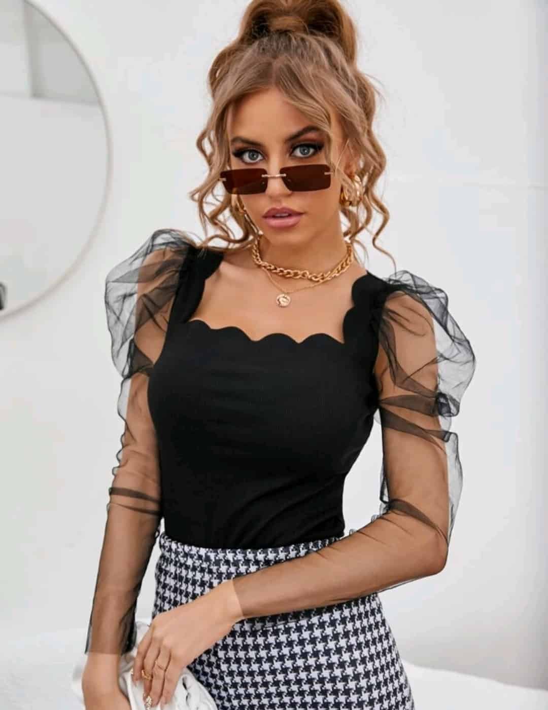 Leg-of-mutton Mesh Sleeve Scallop Trim Neck Top