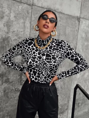 SHEIN All Over Print High Neck Tee