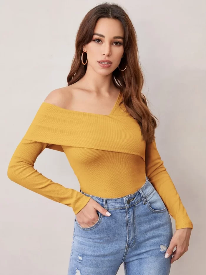 SHEIN Foldover Asymmetrical Neck Solid Tee