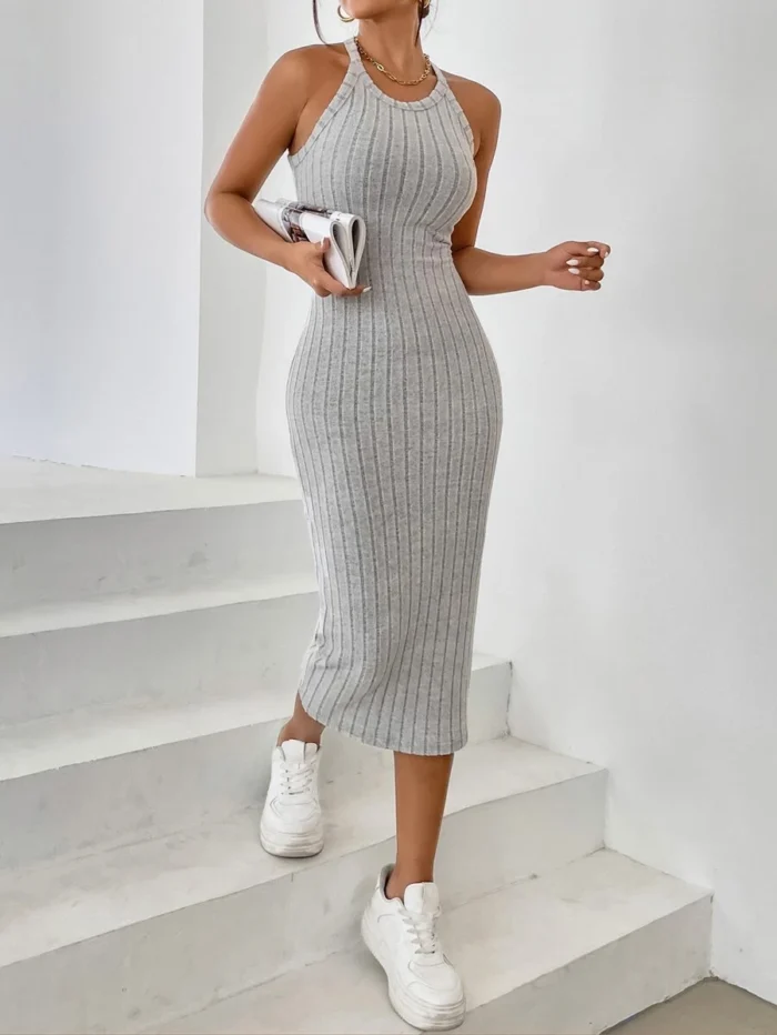 Felegant Solid Halter Neck Bodycon Dress