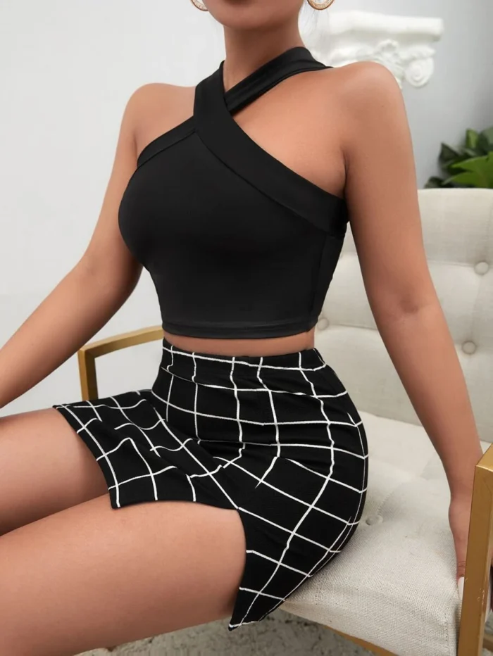 SHEIN SXY Crisscross Halter Top & Plaid Print Split Hem Skirt