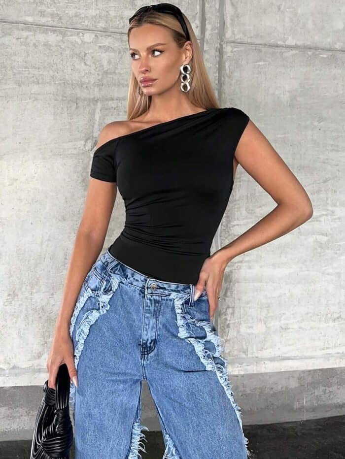 SHEIN SXY Asymmetrical Neck Ruched Tee