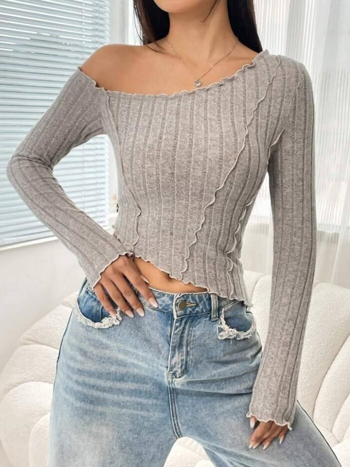 SHEIN EZwear Asymmetrical Neck Lettuce Trim Asymmetrical Hem Crop Tee
