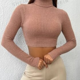 SHEIN EZwear High Neck Crop Tee