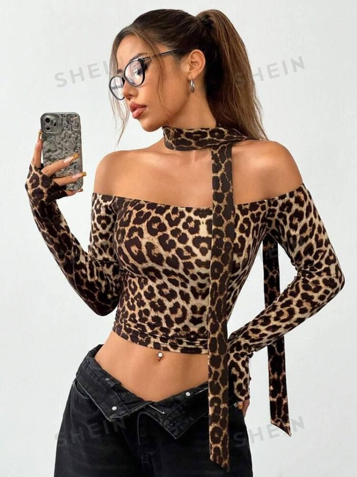 SHEIN EZwear Women Off Shoulder Long Sleeve Trendy Slim Elegant Charming Leopard Print T-Shirt