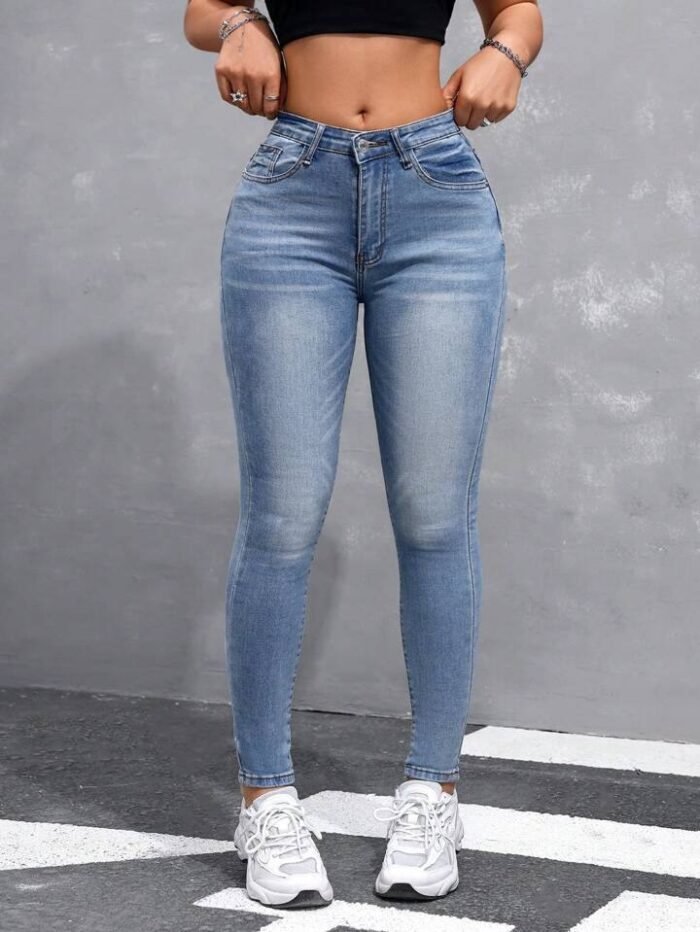 SHEIN Essnce Women's Slim Fit Casual Jeans With Pockets For Daily Wear