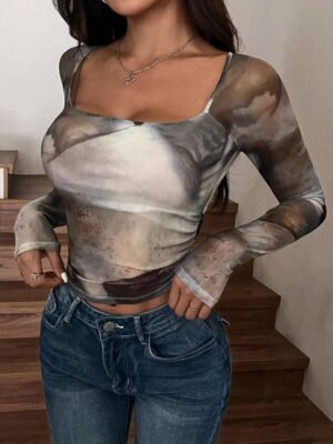 SHEIN EZwear Asymmetrical Pattern Square Neck Asymmetric Hem Mesh Short Date Top